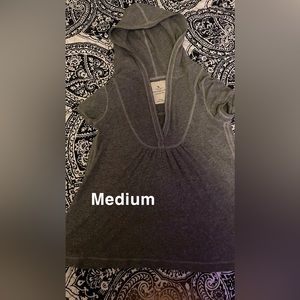 Grey short sleeve short with hood